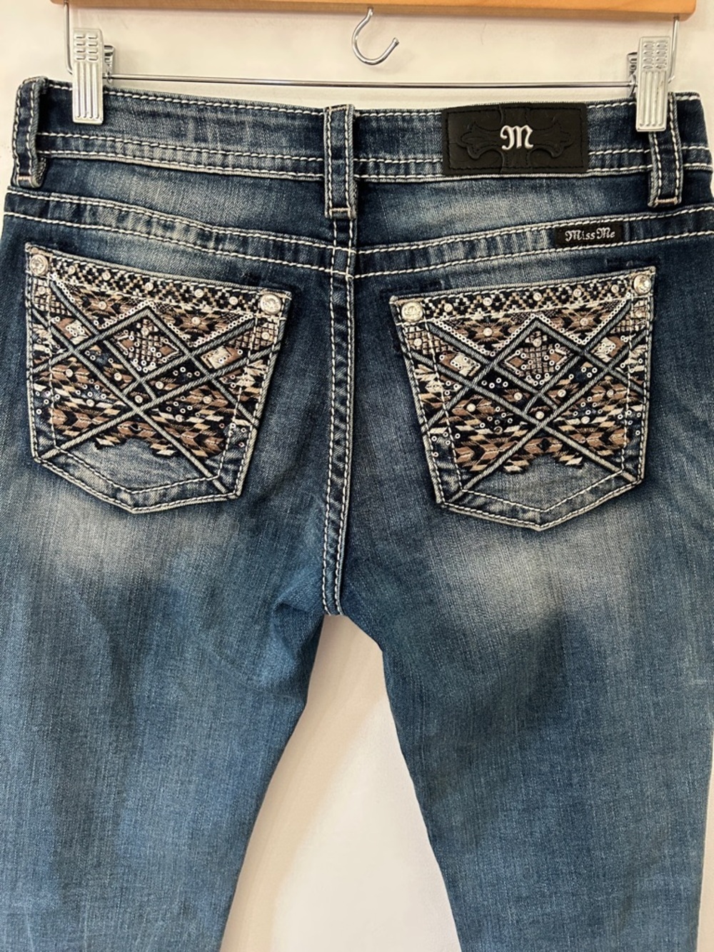 Miss Me Jeans Hailey Skinny 28 Blue Denim Aztec Embellished Back Pockets - Picture 1 of 16